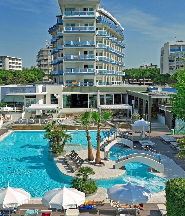 Majestic Beach Hotel & Wellness Μπιμπιόνε Εξωτερικό φωτογραφία