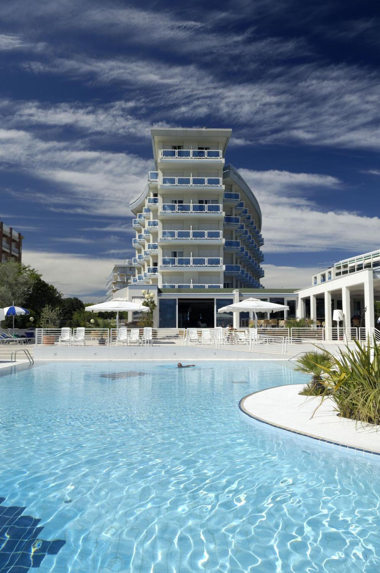 Majestic Beach Hotel & Wellness Μπιμπιόνε Εξωτερικό φωτογραφία